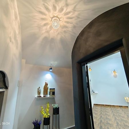 Caveman Guest House ปอนดิเชอรี ภายนอก รูปภาพ