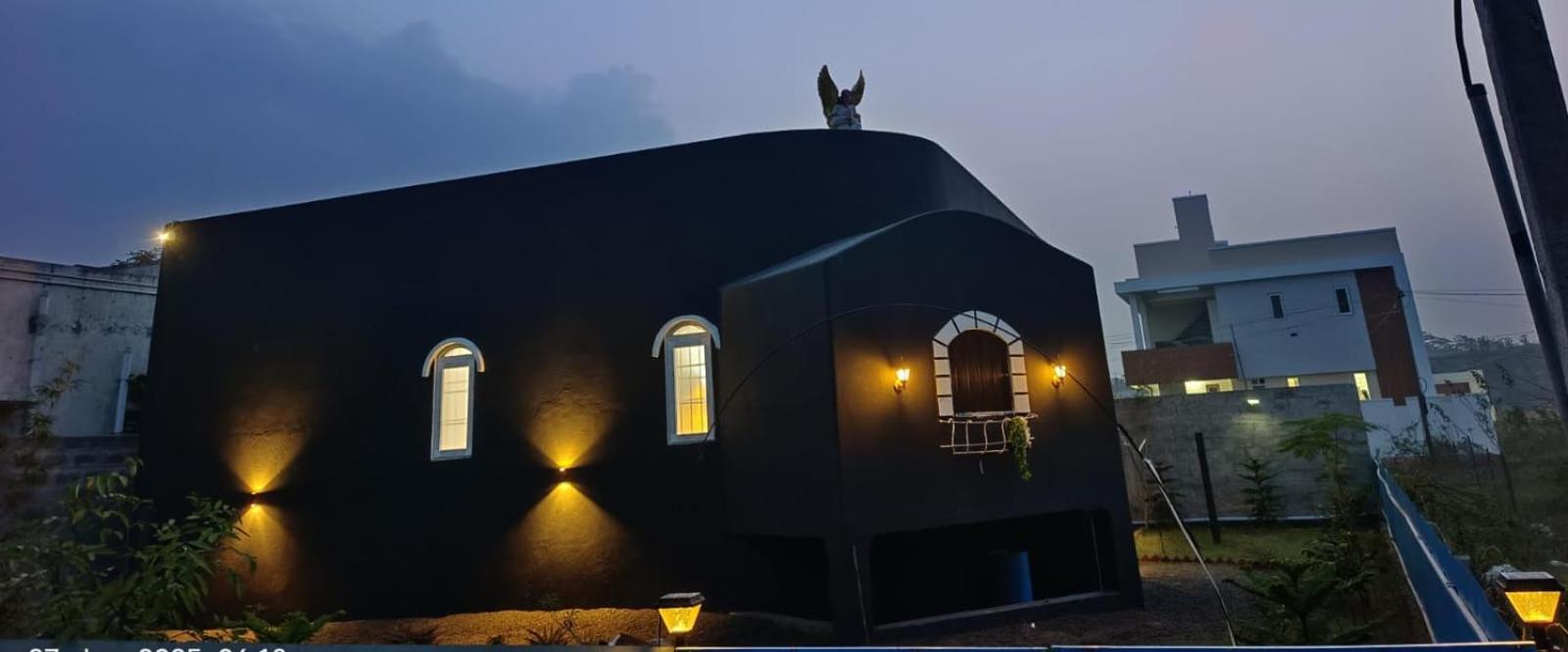 Caveman Guest House ปอนดิเชอรี ภายนอก รูปภาพ